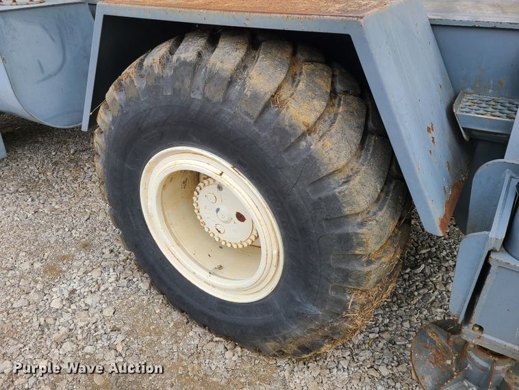 image for item JW9817 2001 Terex RT230  crane