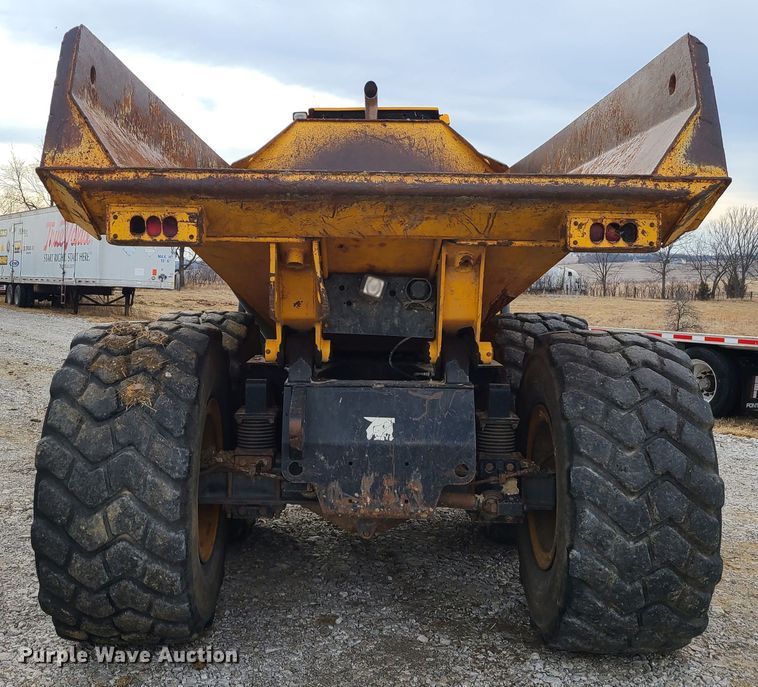 image for item JW9818 2006 JCB 722  haul truck