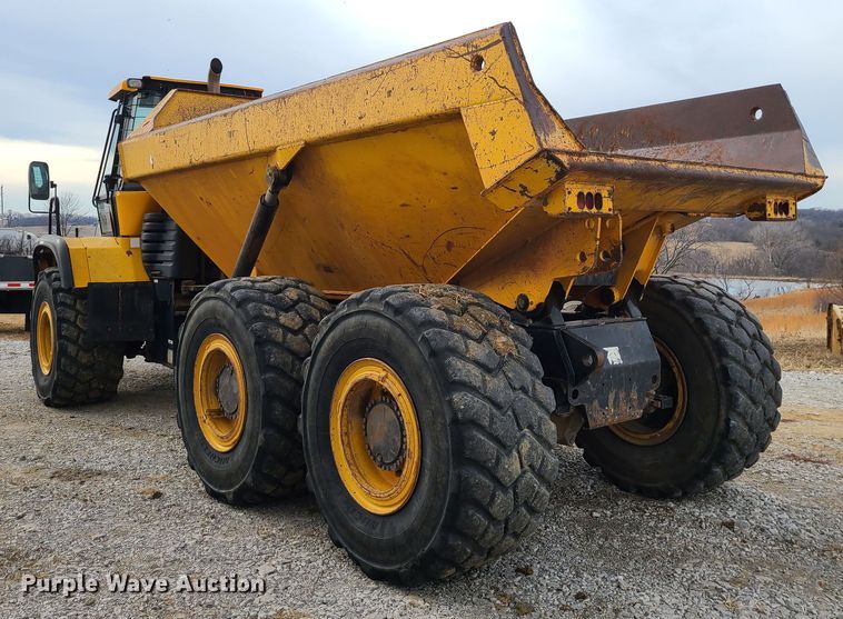 image for item JW9818 2006 JCB 722  haul truck