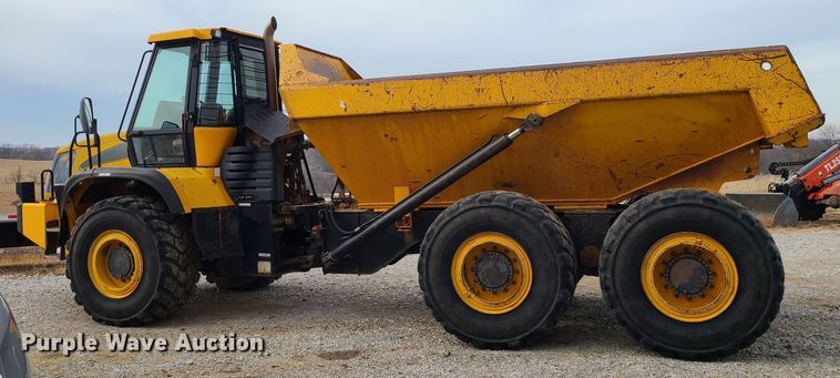 image for item JW9818 2006 JCB 722  haul truck