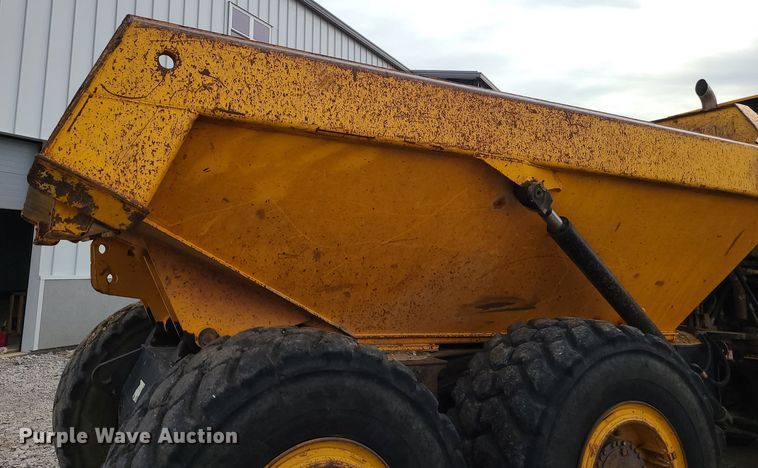 image for item JW9818 2006 JCB 722  haul truck