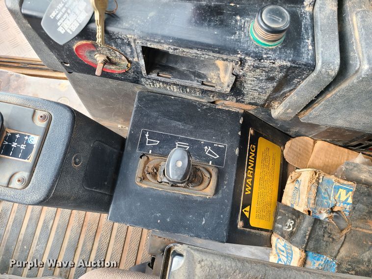 image for item JW9818 2006 JCB 722  haul truck