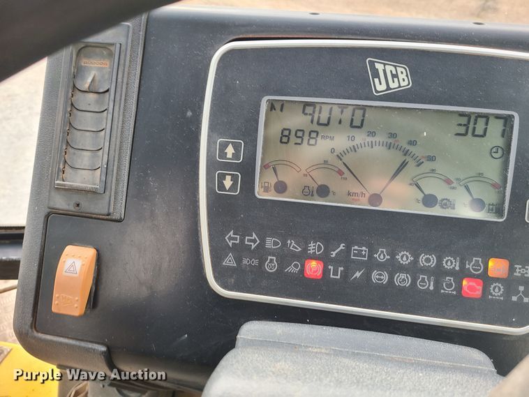 image for item JW9818 2006 JCB 722  haul truck