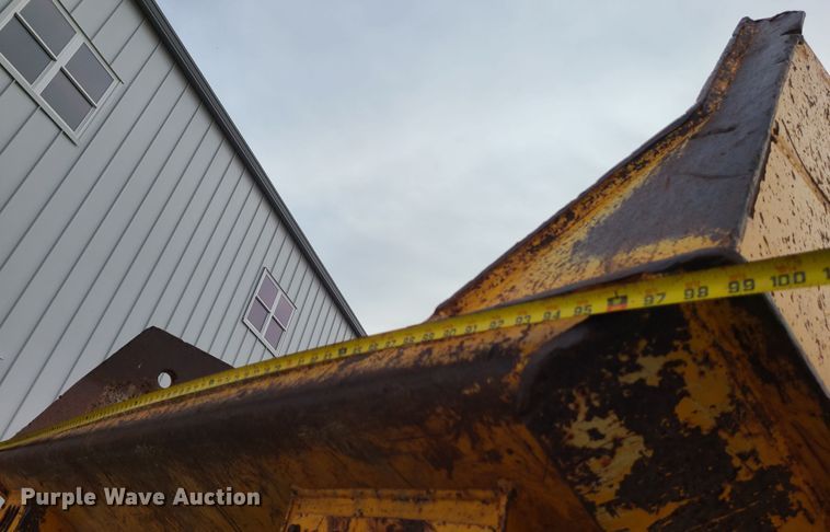 image for item JW9818 2006 JCB 722  haul truck