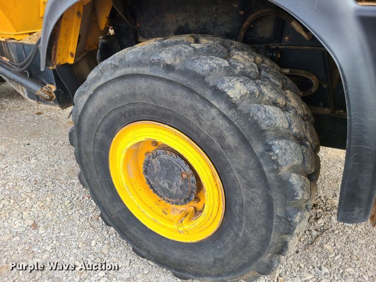 image for item JW9818 2006 JCB 722  haul truck