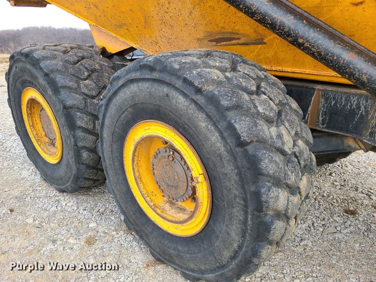 image for item JW9818 2006 JCB 722  haul truck