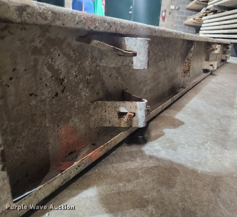 image for item KT9466 (14) 10' L x 10" W concrete forms