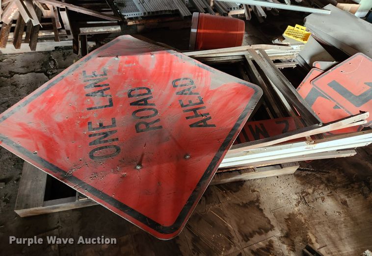 image for item KT9481 Road safety equipment