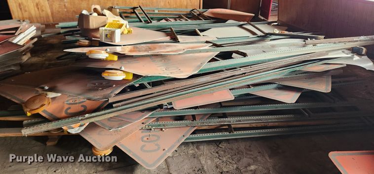 image for item KT9481 Road safety equipment