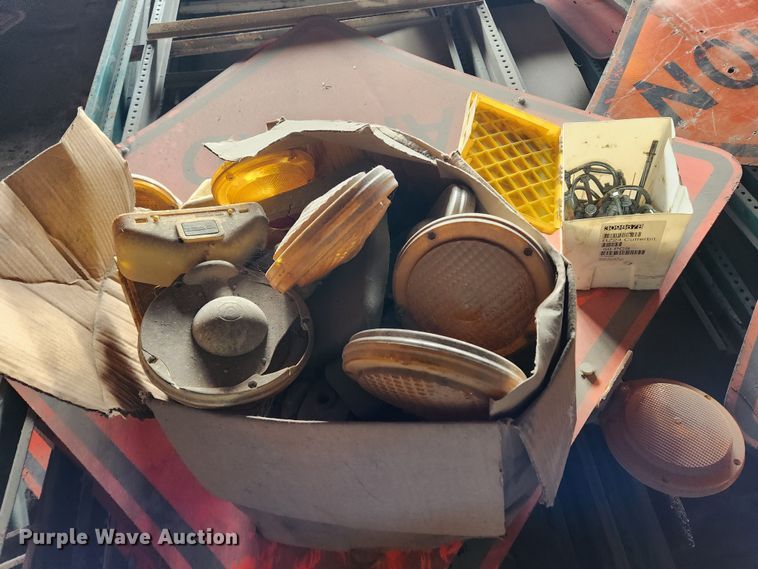 image for item KT9481 Road safety equipment