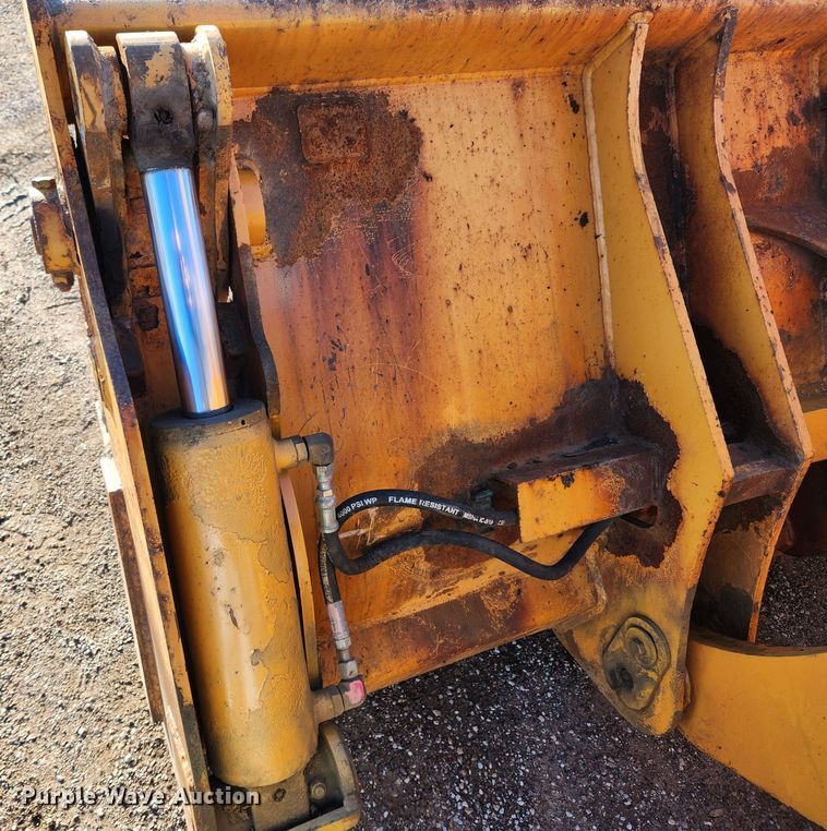 image for item KT9486 2011 Case 621E XR  wheel loader