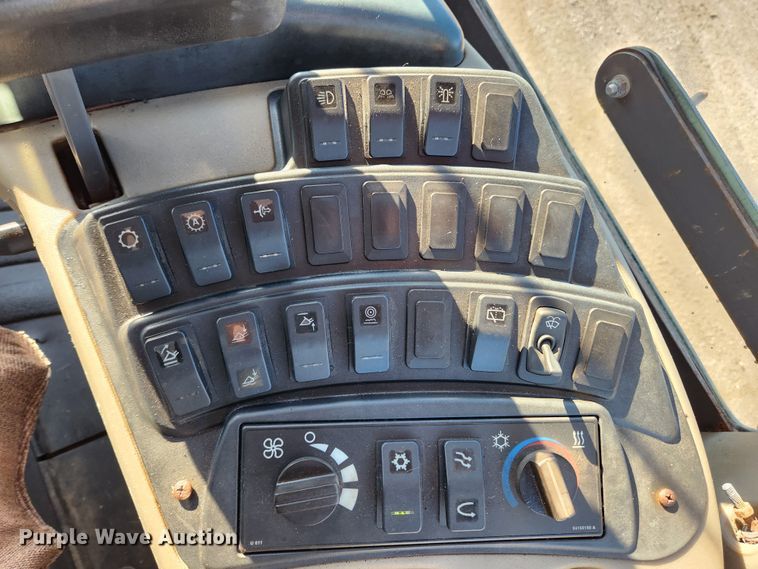 image for item KT9486 2011 Case 621E XR  wheel loader