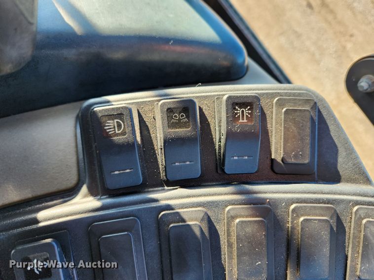 image for item KT9486 2011 Case 621E XR  wheel loader