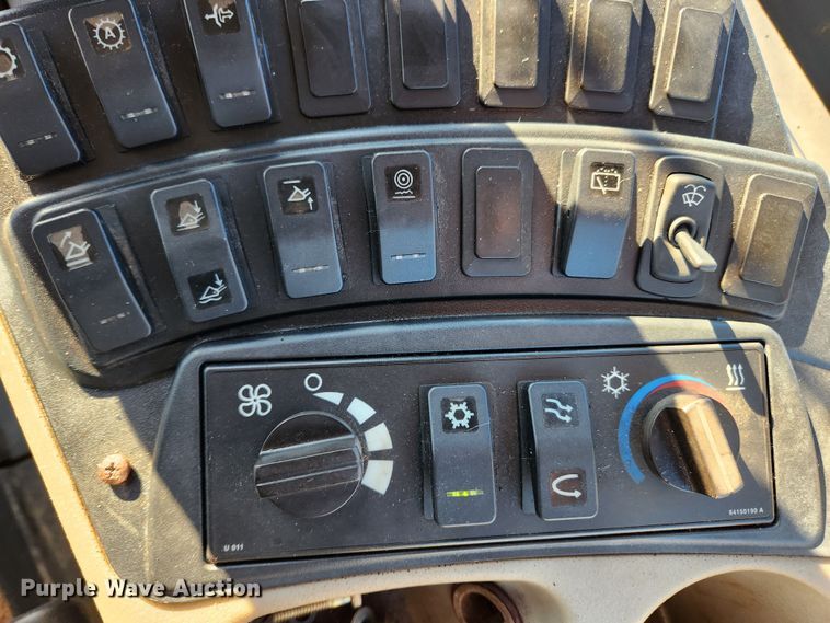 image for item KT9486 2011 Case 621E XR  wheel loader