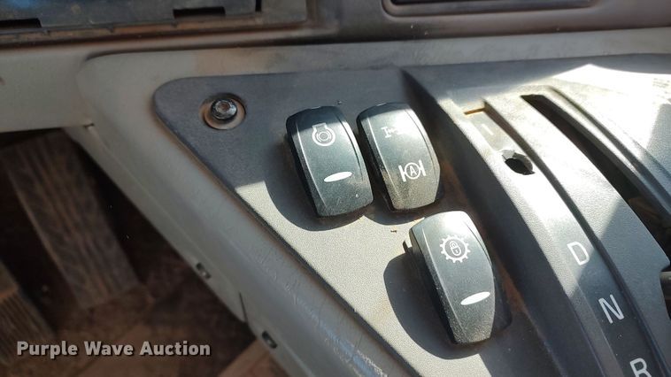 image for item LA9303 2015 Volvo A25G  haul truck