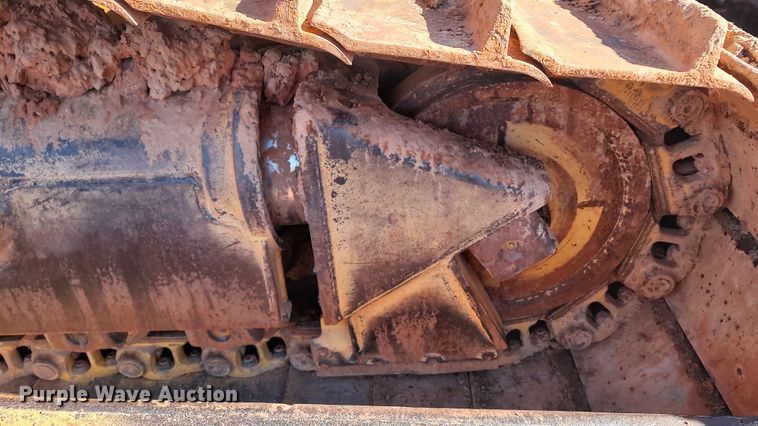 image for item LA9306 2004 Caterpillar D6R LGP Series II  dozer