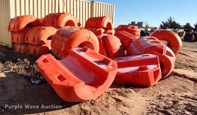 image for item LA9310 Approximately 75 Snyder Industries Nautilus 16" pipe floats