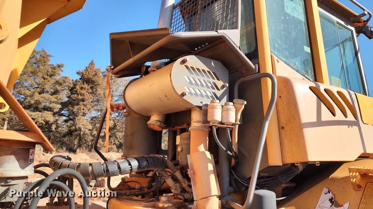 image for item LA9311 2008 Volvo A25E  haul truck