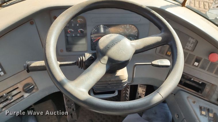 image for item LA9311 2008 Volvo A25E  haul truck
