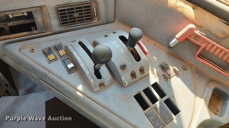 image for item LA9311 2008 Volvo A25E  haul truck