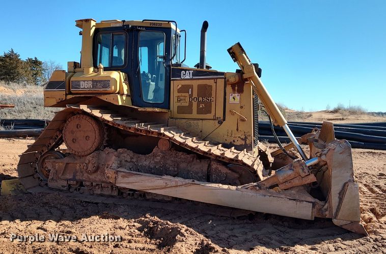 image for item LA9313 2004 Caterpillar D6R LGP Series II  dozer