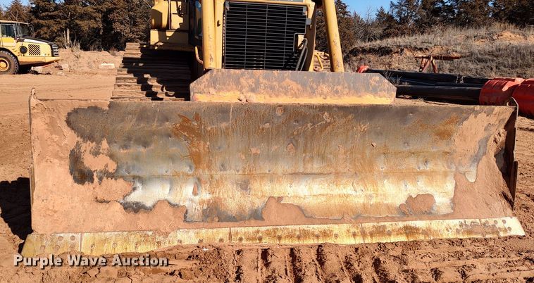 image for item LA9313 2004 Caterpillar D6R LGP Series II  dozer