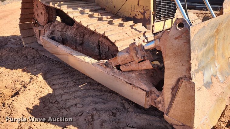 image for item LA9313 2004 Caterpillar D6R LGP Series II  dozer