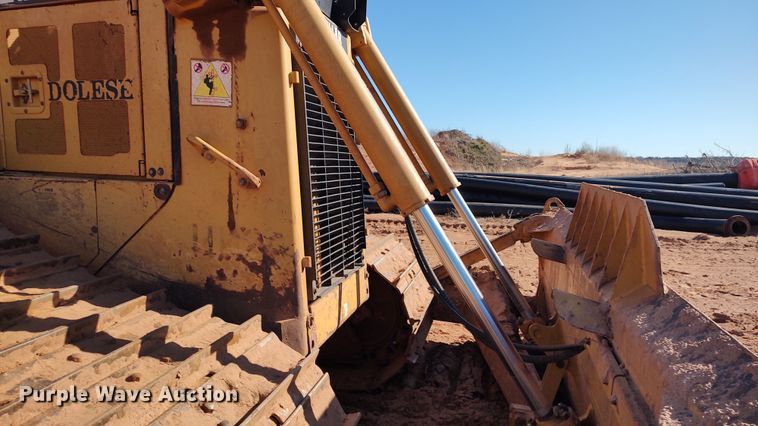 image for item LA9313 2004 Caterpillar D6R LGP Series II  dozer