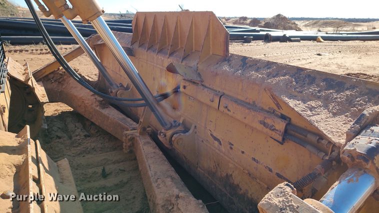 image for item LA9313 2004 Caterpillar D6R LGP Series II  dozer