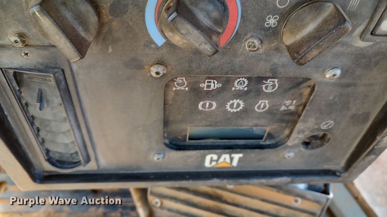 image for item LA9313 2004 Caterpillar D6R LGP Series II  dozer