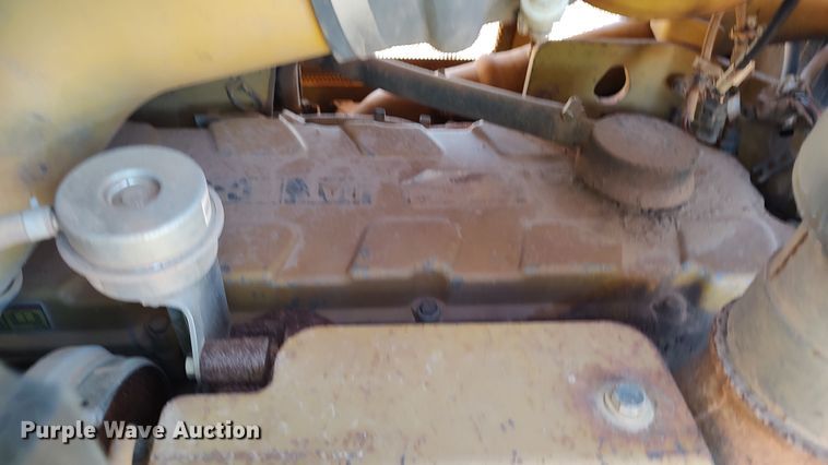 image for item LA9313 2004 Caterpillar D6R LGP Series II  dozer