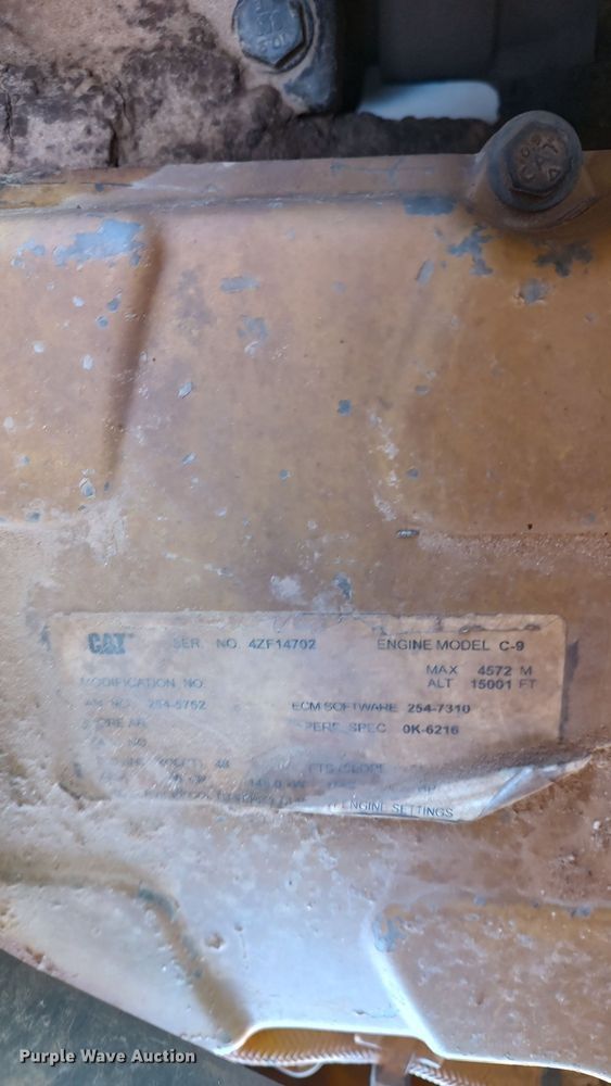 image for item LA9313 2004 Caterpillar D6R LGP Series II  dozer