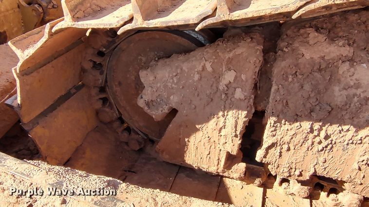 image for item LA9313 2004 Caterpillar D6R LGP Series II  dozer