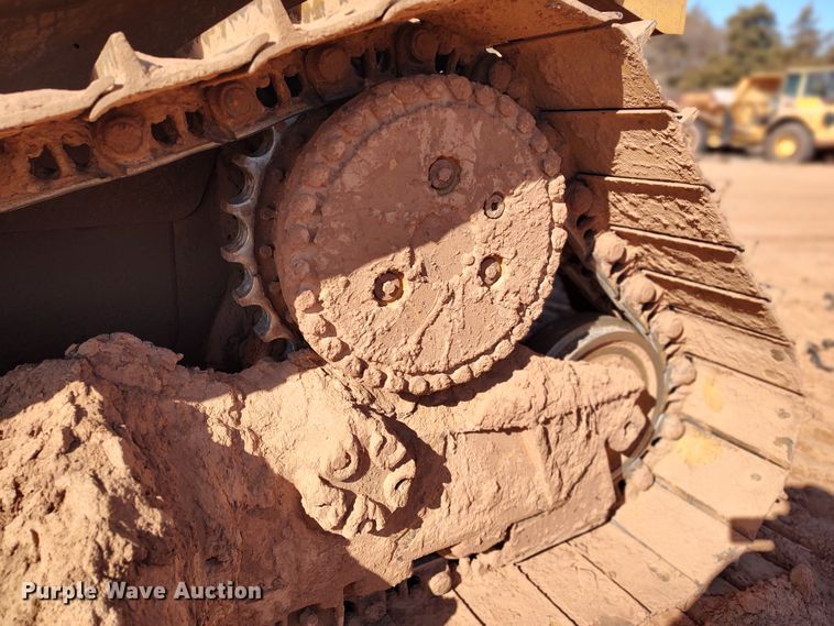 image for item LA9313 2004 Caterpillar D6R LGP Series II  dozer