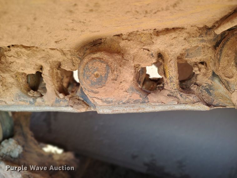 image for item LA9313 2004 Caterpillar D6R LGP Series II  dozer