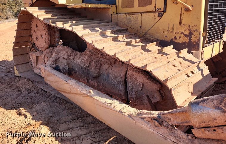 image for item LA9313 2004 Caterpillar D6R LGP Series II  dozer