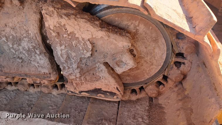 image for item LA9313 2004 Caterpillar D6R LGP Series II  dozer