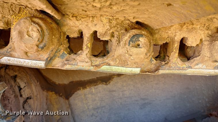 image for item LA9313 2004 Caterpillar D6R LGP Series II  dozer