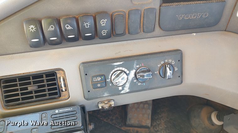 image for item LA9314 2016 Volvo A25G  haul truck