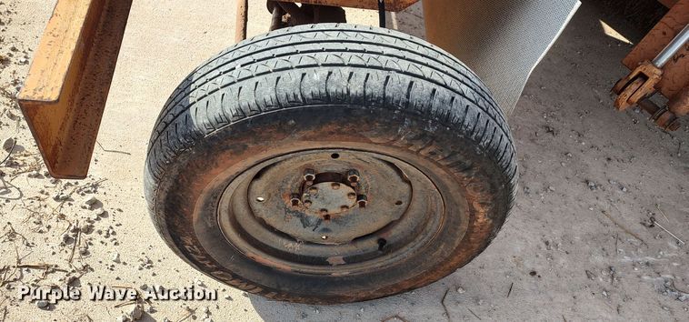 image for item LA9320 Broce  broom