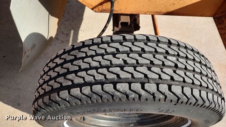 image for item LA9320 Broce  broom