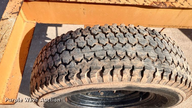 image for item LA9320 Broce  broom