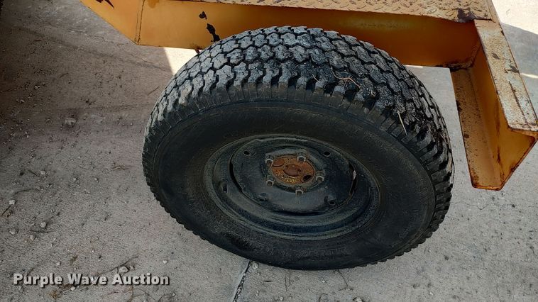 image for item LA9320 Broce  broom