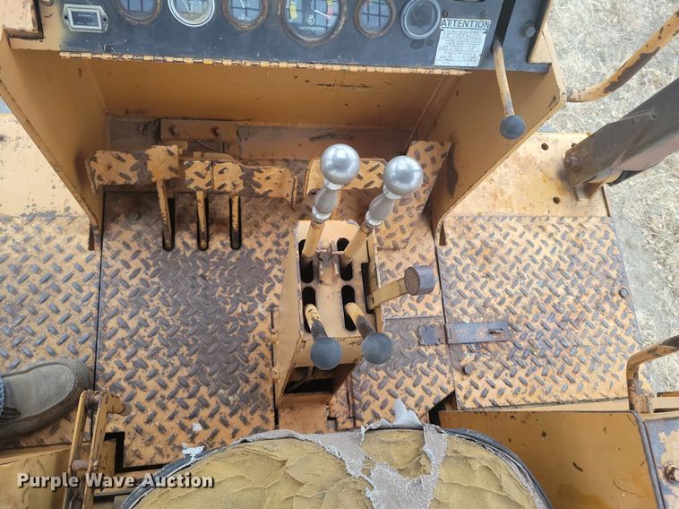 image for item LG9399 Case 1450B  dozer