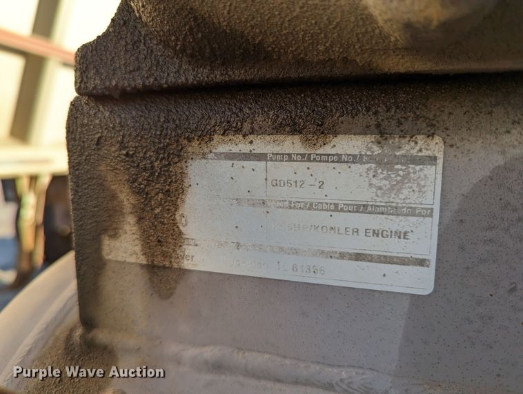 image for item LK9464 2004 Ford F650 Super Duty  utility / service truck