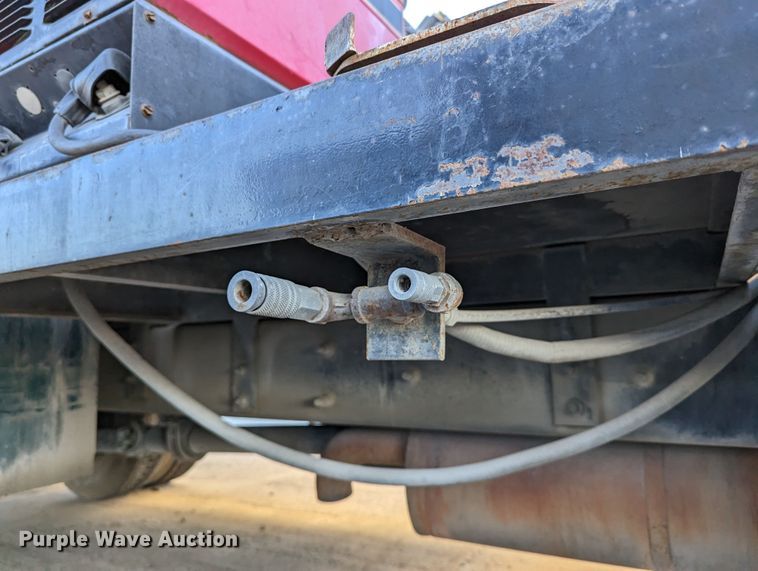 image for item LK9464 2004 Ford F650 Super Duty  utility / service truck