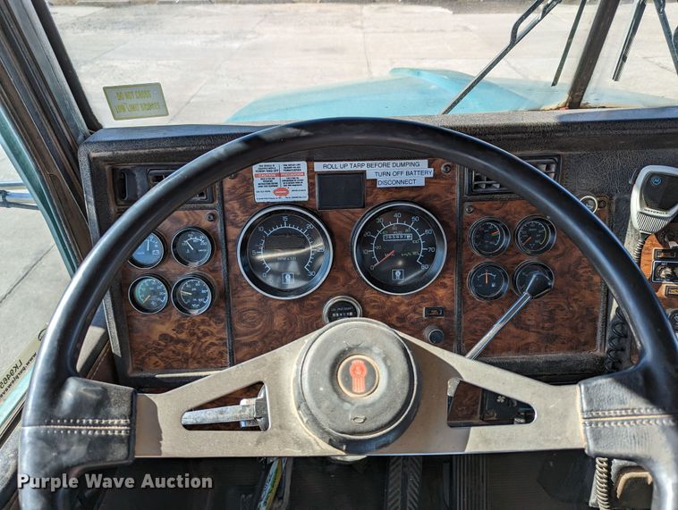 image for item LK9465 2000 Kenworth W900B  dump truck