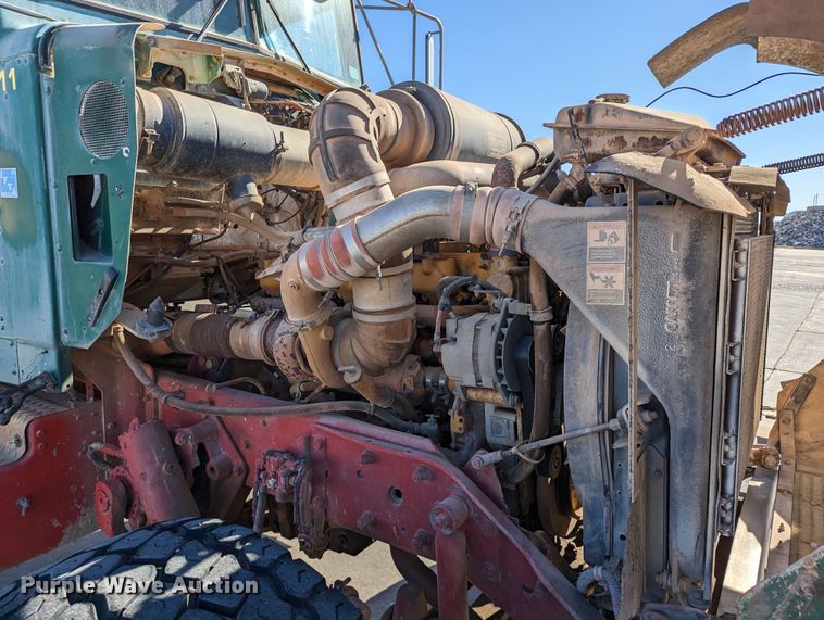 image for item LK9465 2000 Kenworth W900B  dump truck