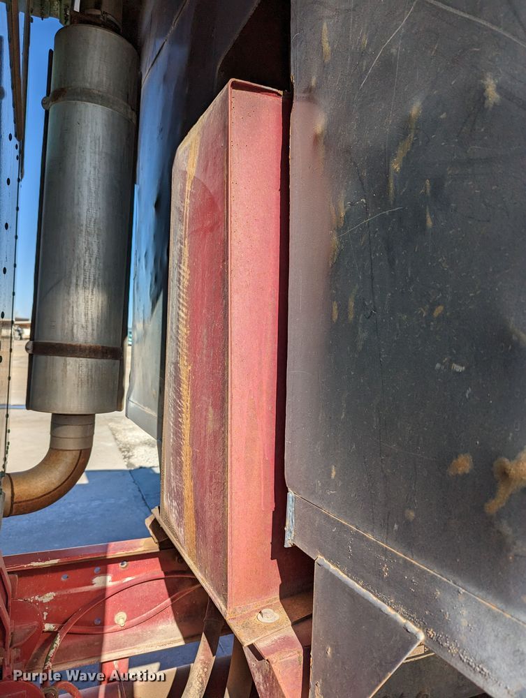 image for item LK9465 2000 Kenworth W900B  dump truck