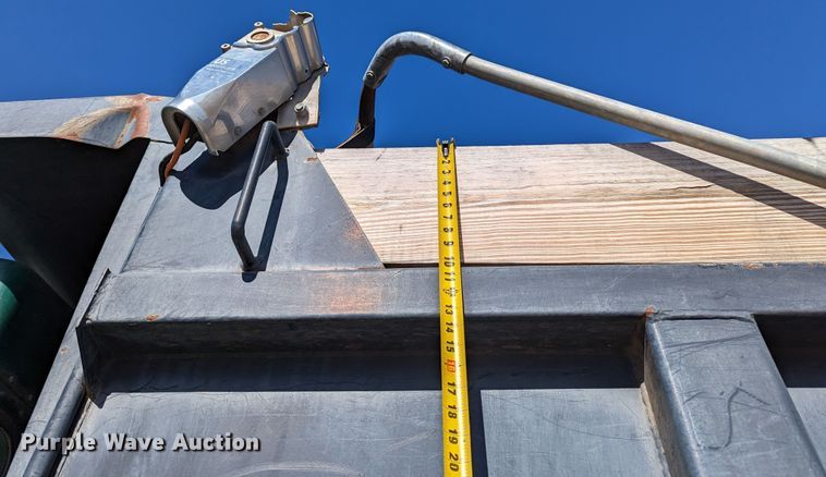 image for item LK9465 2000 Kenworth W900B  dump truck